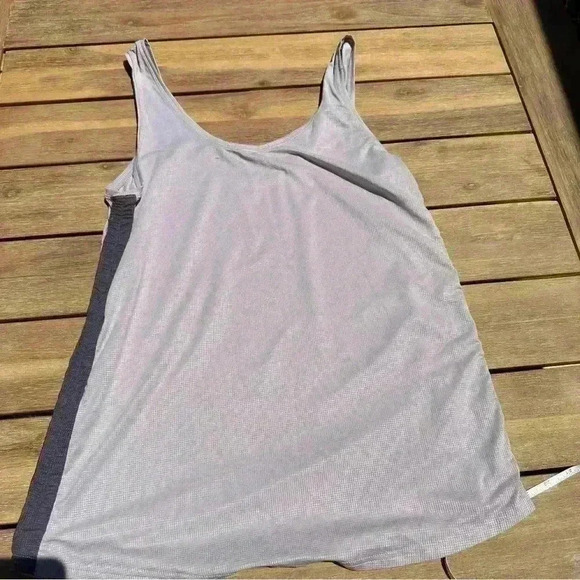 🎆 Fabletics purple tank top large lightweight gorpcore workout athletic casual - Picture 5 of 12